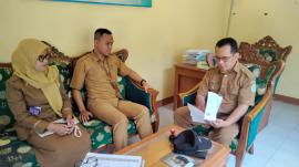 Kepala UPT Puskesmas Tepus II Sampaikan Kegiatan Imunisasi Kejar Serentak kepada Lurah